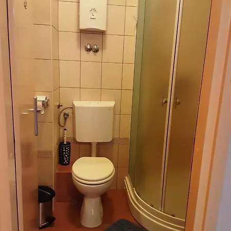 Safir Apartman *