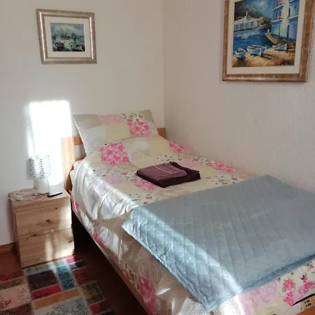 Safir Apartman *